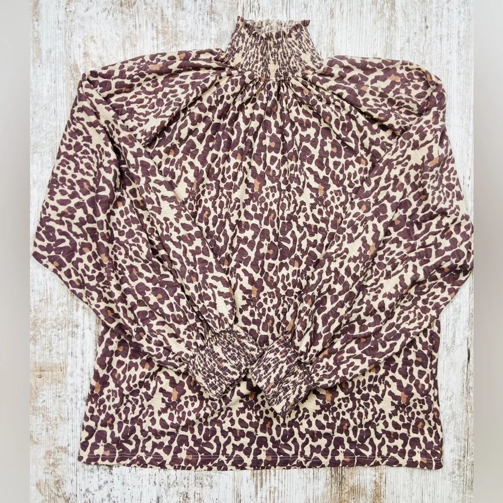 Nation LTD Melanie Smocked Peasant Tee Sz Small Antique Leopard Pima Cotton GUC!